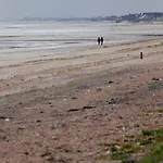 Independante Avec Vue Sur Et Marais Du Littoral, Salle De Bain Et Wc Privatifs , Kitchenette Et Terrasse Partagees