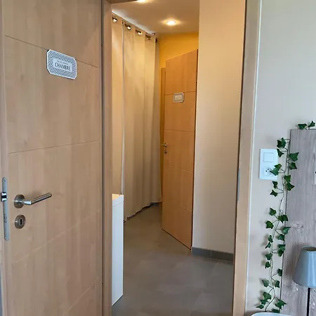 Independante Avec Vue Sur Et Marais Du Littoral, Salle De Bain Et Wc Privatifs , Kitchenette Et Terrasse Partagees Homestay Fontenay-sur-Mer