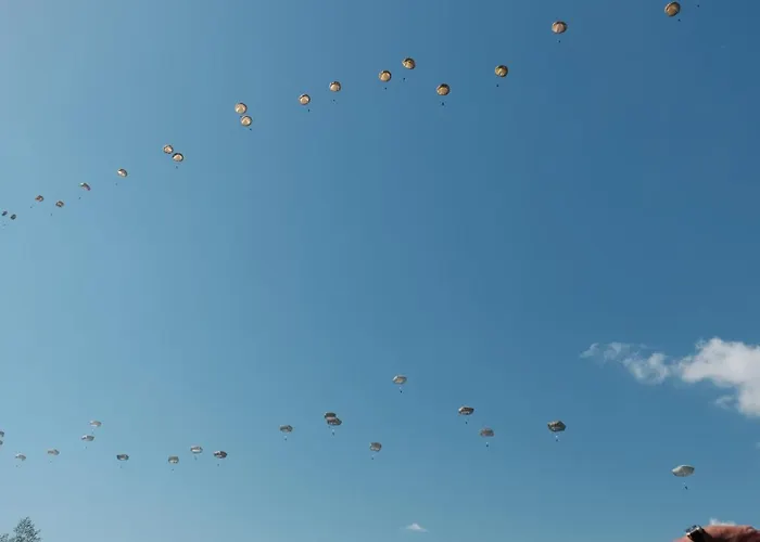 Independante Avec Vue Sur Et Marais Du Littoral, Salle De Bain Et Wc Privatifs , Kitchenette Et Terrasse Partagees Pansiyon