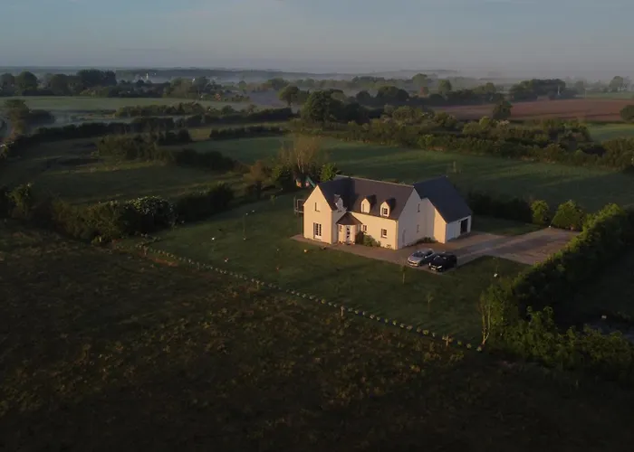 Indépendante Avec Vue Sur Et Marais Du Littoral, Salle De Bain Et Wc Privatifs , Kitchenette Et Terrasse Partagées Séjour chez l'habitant *