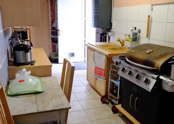 Séjour chez l'habitant Indépendante Avec Vue Sur Et Marais Du Littoral, Salle De Bain Et Wc Privatifs , Kitchenette Et Terrasse Partagées *